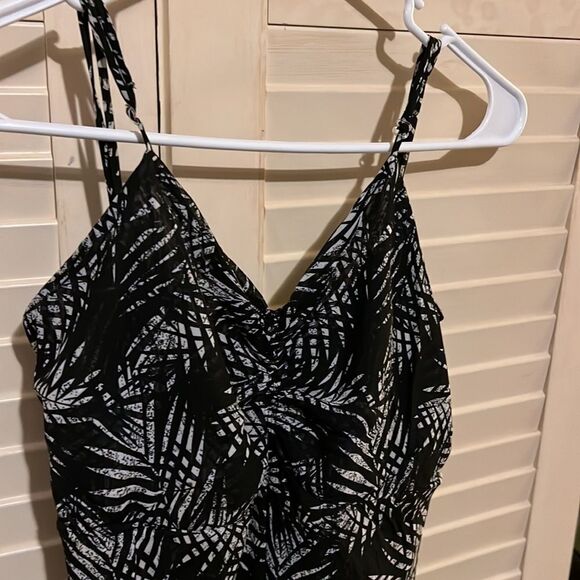 Pacific Beach Tropical Hi Lo Dress - Picture 4 of 7